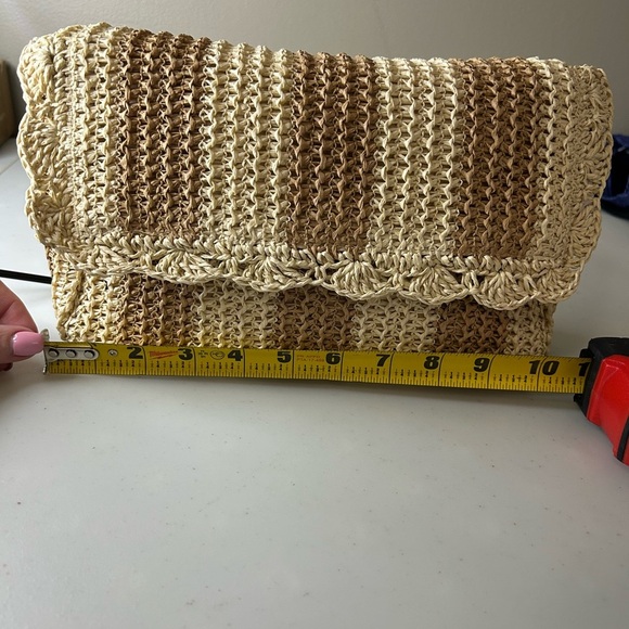 Shiraleah Sandy Paper Straw Shoulder Bag Clutch Gold Chain Strap NWT - Picture 7 of 8